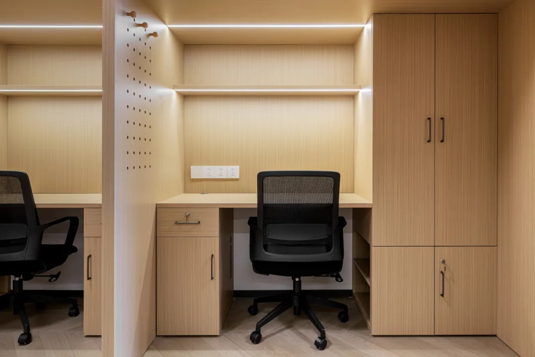 1760518659666468.png 31.png